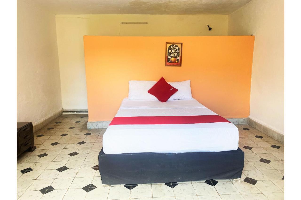 Oyo Posada Espinosa, Merida, Parque De Santa Ana Dış mekan fotoğraf